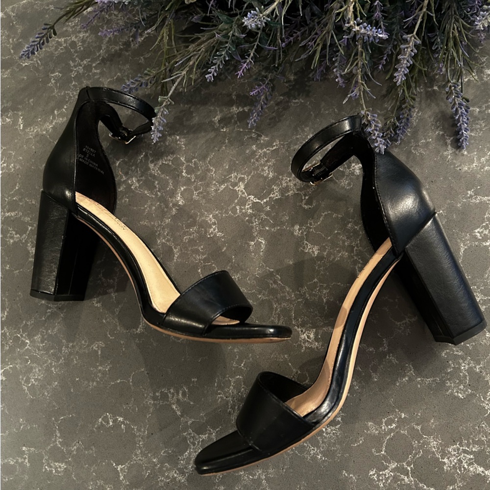 Elegant Black Block Heels Classic heels Formal Weddings Cocktail Events Summer
